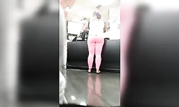POV Candid Plus-Size Ebony MILF in Spandex VPL