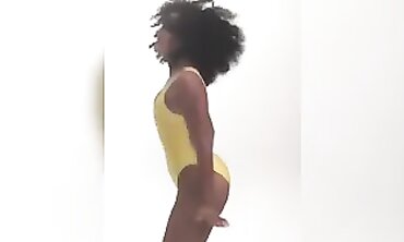 Traci Ellis Ross Shows Off Her Hot Skinny Body