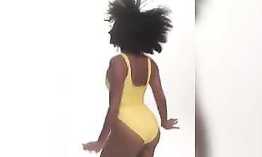 Traci Ellis Ross Shows Off Her Hot Skinny Body