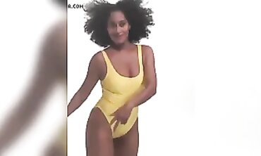 Traci Ellis Ross Shows Off Her Hot Skinny Body
