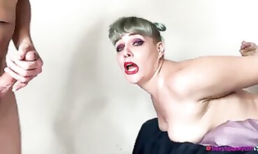 Stepdaughter Learns Rough Deepthroat and Facial