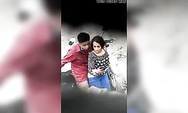 Girlfriend Exposed in the Open