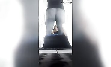Nineteen-Year-Old Flexing Her Big Ass in Gray Leggings at the Gym