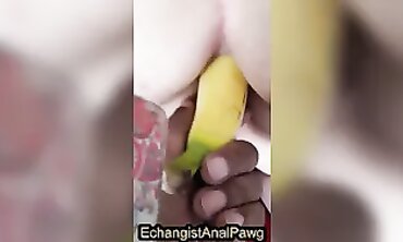 Mature MILF Stretches Her Ass With A Huge Banana