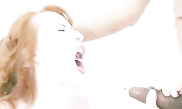 Isabella Lui: Pee Joy Vol. 23