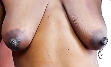 Gorgeous Ebony Mom With Huge Tits