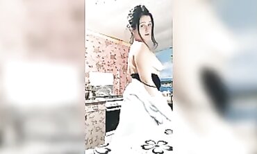 VikkiSexy Russian Milf Loves to Dance