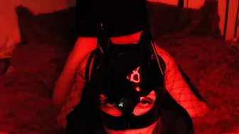 Eva Latex: Rough POV Blowjob & Deepthroat with Masked Catwoman