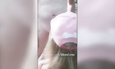 Sexy German Girl Shows Off Her Carpark - Amateur Porn