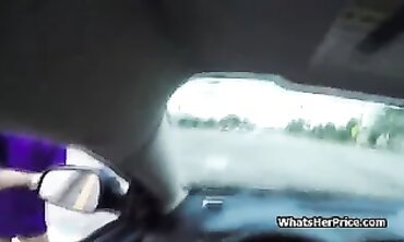 Curvy Latina Amateur Gets Paid for Outdoor Hardcore Blowjob