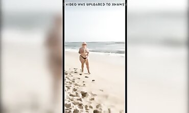 Latina BBW Babe Shows Off Big Ass and Tits in Beach Bikini