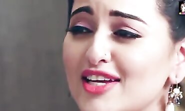 Sonakshi Sinha Beautiful Face Close-Up