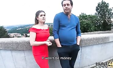 Hunter Pays for Naughty Bang-Out with Gentleman's Daughter-in-Law