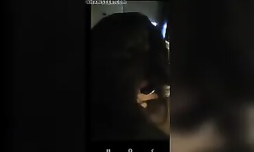 Adik Sanggap Menelan Batang Besar