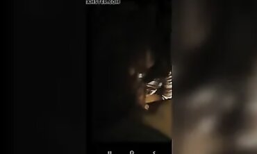 Adik Sanggap Menelan Batang Besar