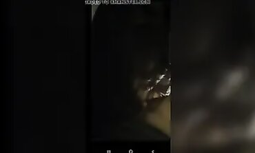 Adik Sanggap Menelan Batang Besar