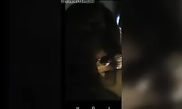 Adik Sanggap Menelan Batang Besar