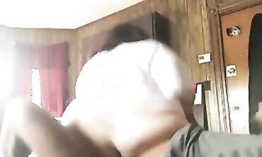 Mature Cougartown - Older Woman Humps barely legal Guy in Hardcore Sex