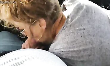 Mature Hooker Gives A Hood Blowjob