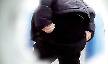 Voyeur: Inexperienced Granny Torn Up in Public Toilets