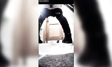 Amateur College Mature Woman Pissing