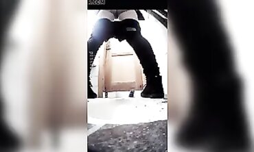Amateur College Mature Woman Pissing