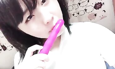 Naive Japanese College Girl Films Her First Solo Session