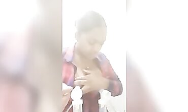 Youtuber Hides Nipples To Keep Her Videos From Being Deleted
