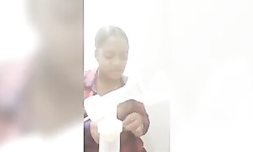 Youtuber Hides Nipples To Keep Her Videos From Being Deleted
