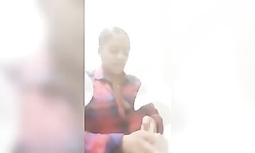 Youtuber Hides Nipples To Keep Her Videos From Being Deleted