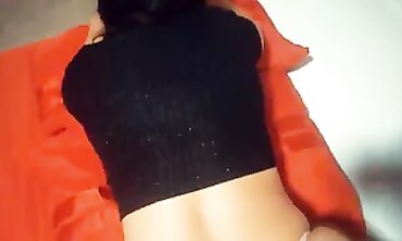 Amateur Asian Brunette Gets Wet in Hotel with Her Uncle