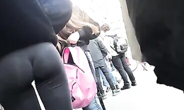 Legitimate Scum Shows Off Her Massive Donk