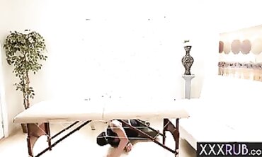 Bombshell Milfy Mature - Sensual Blowjob & Pussy Eating by Sex Goddess Madelyne Monroe