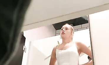 Spy Orbs: Voyeur Boobies
