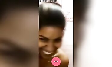 Indian College Girl Reveals Boobs On Webcam Call