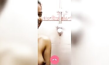 Indian College Girl Reveals Boobs On Webcam Call