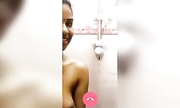 Indian College Girl Reveals Boobs On Webcam Call