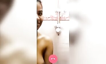 Indian College Girl Reveals Boobs On Webcam Call