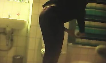 Hidden Cam Footage - Girlfriend's Intimate Moments Captured On WebCam