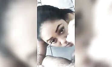 African Amateur Gives Blowjob And Gets A Facial