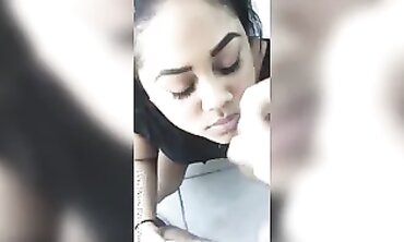 African Amateur Gives Blowjob And Gets A Facial