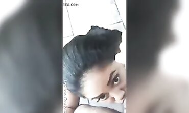 African Amateur Gives Blowjob And Gets A Facial