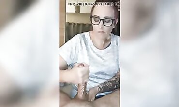 British BBW MILF Gets Early Morning Handjob