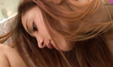 Horny Lesbians Eat Pussy And Get Off With A Toy