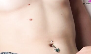 Janet Mason Loves Licking Alice Green's Fresh Lesbian Butthole
