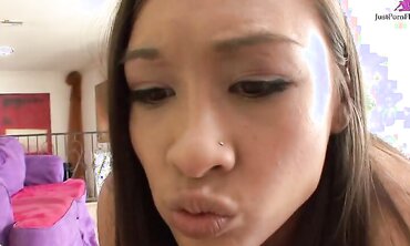Brunette Lesbians Lick Each Other Out