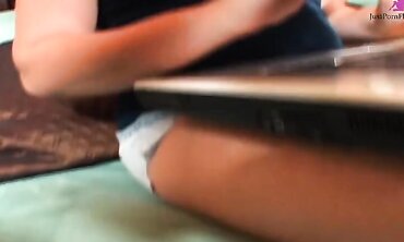 Harley Valley Gives Good Eye Contact As She Sucks And Fucks During Audition