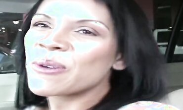 Elena Heiress Likes It Raw