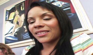 Elena Heiress Likes It Raw