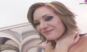 Naomi Cruz Is A Rookie When It Comes To Porn But She Does A Great Job